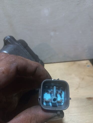 Свечи: Honda CR-V, 2 л, Бензин, 2000 г., Оригинал, Б/у at lalafo.az — 3 Свечи: Honda CR-V, 2 л, Бензин, 2000 г., Оригинал, Б/у — 3