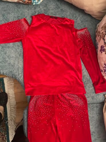 Vılur sport dest 40 azn.Baha qıymete alınıb teze vezyetde 2 defe lalafo.az -da Vılur sport dest 40 azn.Baha qıymete alınıb teze vezyetde 2 defe