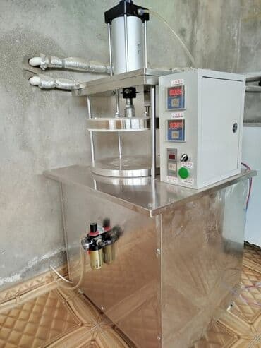 Lavaş aparatı 5000₼ satıllr 220v işləyir az işlənib Ramanı gülçülük lalafo.az -da Lavaş aparatı 5000₼ satıllr 220v işləyir az işlənib Ramanı gülçülük