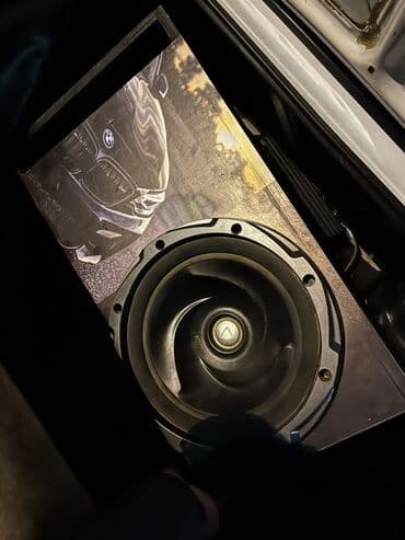 Avtomobil üçün subwoofer və qutu - Güclü bas üçün nəzərdə tutulmuş lalafo.az -da Avtomobil üçün subwoofer və qutu - Güclü bas üçün nəzərdə tutulmuş