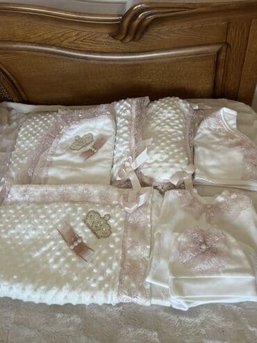 Kombinezon, Qız üçün, 0 - 3 ay lalafo.az -da Kombinezon, Qız üçün, 0 - 3 ay