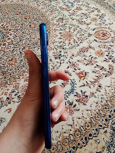 Xiaomi Redmi (Blue) smartfon - Rəng: mavi, parlaq arxa panel - Ekran lalafo.az -da Xiaomi Redmi (Blue) smartfon - Rəng: mavi, parlaq arxa panel - Ekran