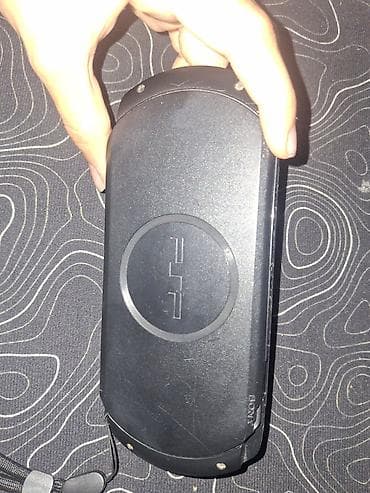 Sony PSP-3000 portativ oyun konsolu seti Xüsusiyyətlər: - Model: Sony lalafo.az -da Sony PSP-3000 portativ oyun konsolu seti Xüsusiyyətlər: - Model: Sony