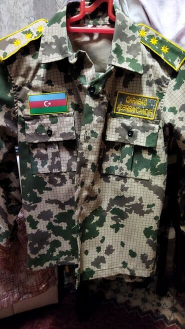 7- yaş uşaqlar üçün razmeri balaca alınıb deyə satılır lalafo.az -da 7- yaş uşaqlar üçün razmeri balaca alınıb deyə satılır