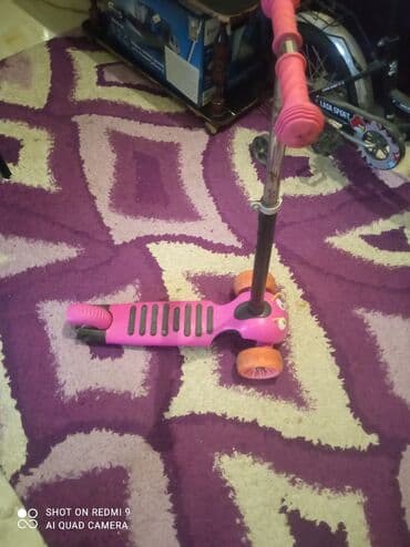 Uşaq skuterİ – 3 təkərli, çəkiclə idarə olunan model - Rəng: çəhrayı - lalafo.az -da Uşaq skuterİ – 3 təkərli, çəkiclə idarə olunan model - Rəng: çəhrayı -