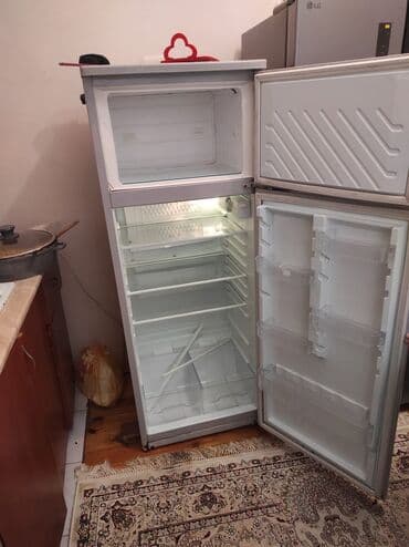 İki kameralı soyuducu - Üst hissədə dondurucu bölmə, alt hissədə lalafo.az -da İki kameralı soyuducu - Üst hissədə dondurucu bölmə, alt hissədə