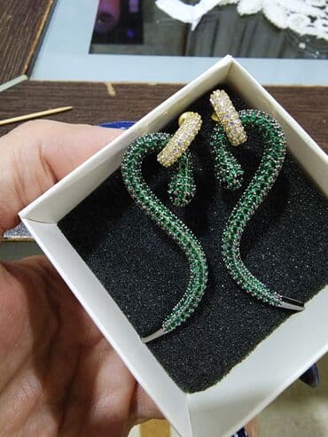 Вечерние серьги, новые lalafo.az -da Вечерние серьги, новые