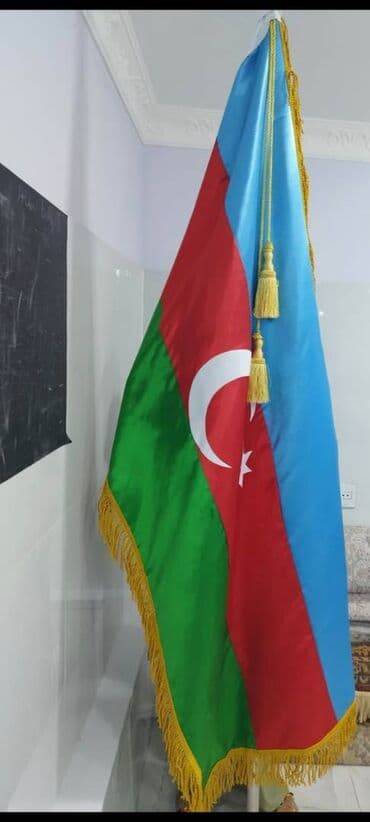 Kabinet üçün bayraqların sifarişi lalafo.az -da Kabinet üçün bayraqların sifarişi