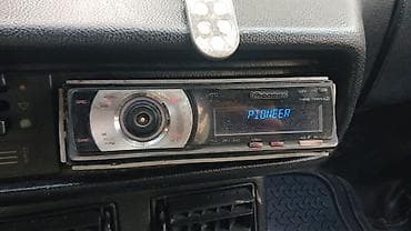 Avtomobil üçün tam audio sistemi Tərkib: - Pioneer avtomobil lalafo.az -da Avtomobil üçün tam audio sistemi Tərkib: - Pioneer avtomobil