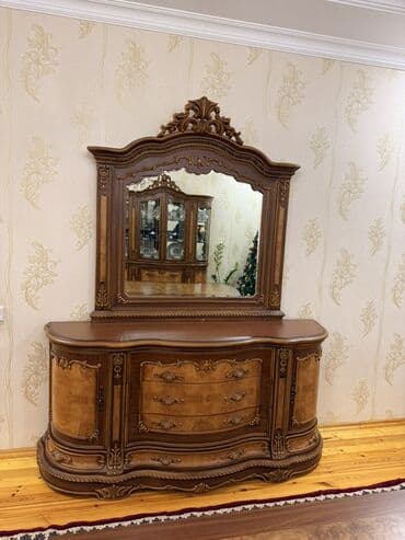 İşlənmiş, Güzgülü lalafo.az -da İşlənmiş, Güzgülü