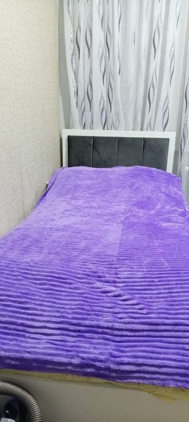 Yeni, Təknəfərlik çarpayı, Bazasız, Matras ilə, Siyirməsiz lalafo.az -da Yeni, Təknəfərlik çarpayı, Bazasız, Matras ilə, Siyirməsiz