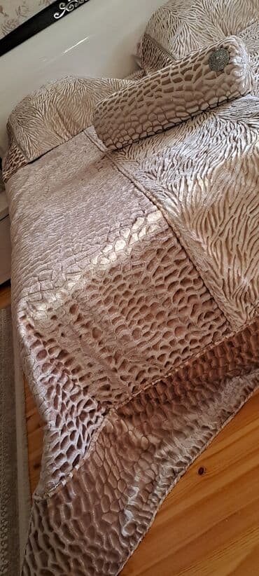 Yataq üçün İşlənmiş rəng - Bej Yataq örtüyü, Ödənişli çatdırılma lalafo.az -da Yataq üçün İşlənmiş rəng - Bej Yataq örtüyü, Ödənişli çatdırılma