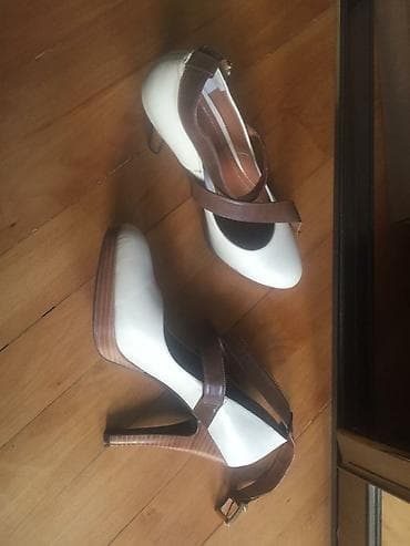 Tuflilər, Ölçü: 39, rəng - Bej, İşlənmiş lalafo.az -da Tuflilər, Ölçü: 39, rəng - Bej, İşlənmiş