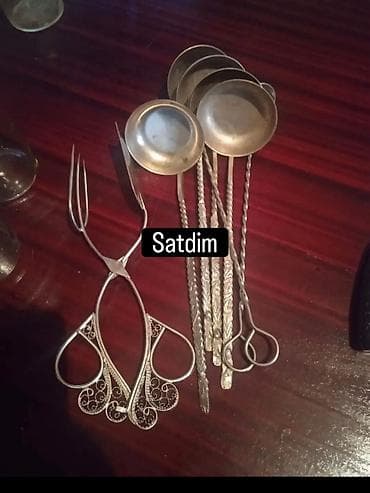 Qedimidir Üzərində naxışlı metal mətbəx aksesuarları dəsti lalafo.az -da Qedimidir Üzərində naxışlı metal mətbəx aksesuarları dəsti