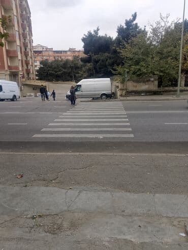 Salam İcarəyə verilir Məhəllələrin çıxışı Avtobus dayanacağı Mektebin at lalafo.az — 4 Salam İcarəyə verilir Məhəllələrin çıxışı Avtobus dayanacağı Mektebin — 4