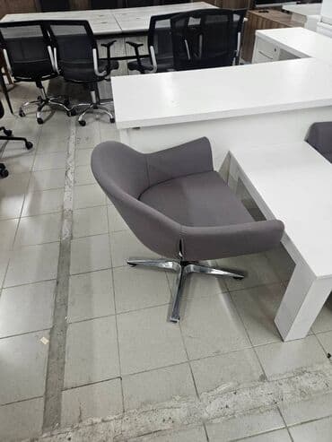 Musafir Kreslosu sekilde gorunduyu kimidir hec bir prablemi yoxdur 8 lalafo.az -da Musafir Kreslosu sekilde gorunduyu kimidir hec bir prablemi yoxdur 8