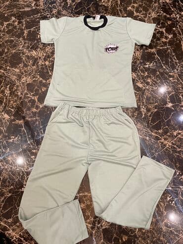 Tezedir 12 m satilir . Razmer M lalafo.az -da Tezedir 12 m satilir . Razmer M