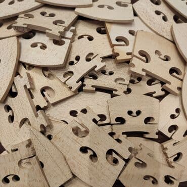 Skripkalar: Skripka üçün xərək Ölçülər:1/4,2/4,3/4,4/4 Ünvan:Nizami 42 (Daxili lalafo.az -da — 1 Skripkalar: Skripka üçün xərək Ölçülər:1/4,2/4,3/4,4/4 Ünvan:Nizami 42 (Daxili — 1