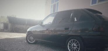 Opel Astra: 1.8 l | 1992 il Hetçbek lalafo.az -da Opel Astra: 1.8 l | 1992 il Hetçbek