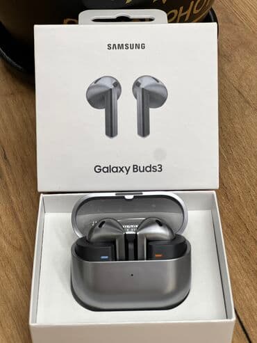 Samsung Buds 3
Təzədir✅
Zemanet var✅
Mağaza var✅ lalafo.az -da Samsung Buds 3
Təzədir✅
Zemanet var✅
Mağaza var✅