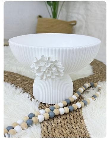 Məhsul: Şokolad təqdimat kasası və kompozisiyası - Zərif, ağ rəngli lalafo.az -da — 8 Məhsul: Şokolad təqdimat kasası və kompozisiyası - Zərif, ağ rəngli — 8