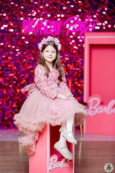 Продаю платье со шлейфом на девочку 5-6 летновое одевали только на lalafo.az -da Продаю платье со шлейфом на девочку 5-6 летновое одевали только на