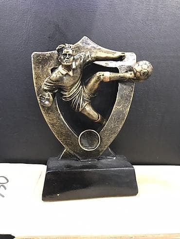 Futbolcu heykelciyi hediyyelik mehsuldu!
🛻Catdirilma var! lalafo.az -da Futbolcu heykelciyi hediyyelik mehsuldu!
🛻Catdirilma var!