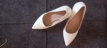 Tuflilər, Ölçü: 37.5, rəng - Ağ, Yeni lalafo.az -da Tuflilər, Ölçü: 37.5, rəng - Ağ, Yeni