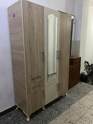 Geniş və funksional paltar dolabı - Material: laminat/LDSP, açıq ağac lalafo.az -da Geniş və funksional paltar dolabı - Material: laminat/LDSP, açıq ağac