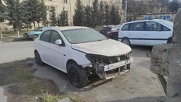 Satılır: mg 350sedan (benzin) - Korpus: 4 qapılı sedan, ağ rəng - Ön lalafo.az -da Satılır: mg 350sedan (benzin) - Korpus: 4 qapılı sedan, ağ rəng - Ön