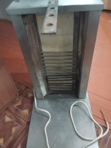 Dönər aparatı elektriklə işləyir 0 faza. 230 manat. Binə, sovxoz lalafo.az -da Dönər aparatı elektriklə işləyir 0 faza. 230 manat. Binə, sovxoz