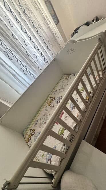 Oğlan və qız üçün, Dördbucaq, Beşik, Dəst ilə, Matras ilə, Yellənmə mexanizmsiz lalafo.az -da Oğlan və qız üçün, Dördbucaq, Beşik, Dəst ilə, Matras ilə, Yellənmə mexanizmsiz