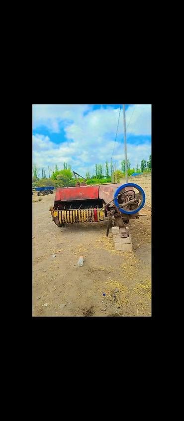 - Növ: Kiçik kvadrat balya presi, PTOç ilə işləyən qoşqu tip - İş lalafo.az -da - Növ: Kiçik kvadrat balya presi, PTOç ilə işləyən qoşqu tip - İş
