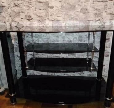 Düz TV altlığı, Polkalı, Şüşəli lalafo.az -da Düz TV altlığı, Polkalı, Şüşəli