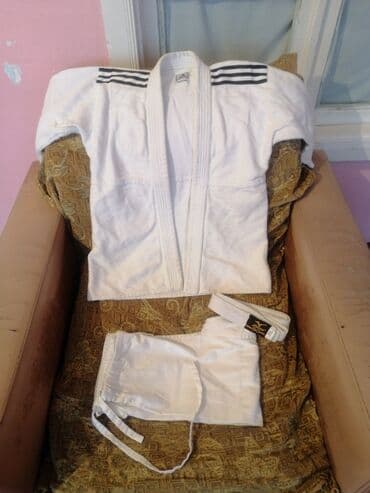 Шлемы: Salam aleykum Oglan ve qiz uşaqlari ucun teze karate geyimleri satiram at lalafo.az — 26 Шлемы: Salam aleykum Oglan ve qiz uşaqlari ucun teze karate geyimleri satiram — 26