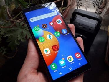 Samsung Galaxy A01, 16 GB, rəng - Qırmızı, Zəmanət, Düyməli, Sensor lalafo.az -da Samsung Galaxy A01, 16 GB, rəng - Qırmızı, Zəmanət, Düyməli, Sensor