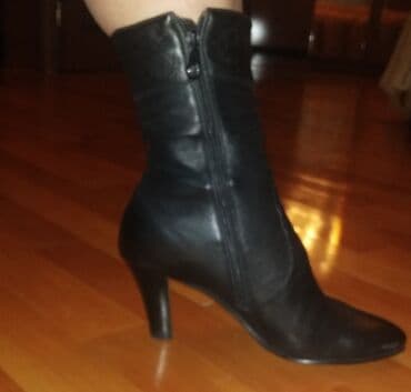 Ölçü: 40, rəng - Qara, İşlənmiş lalafo.az -da Ölçü: 40, rəng - Qara, İşlənmiş