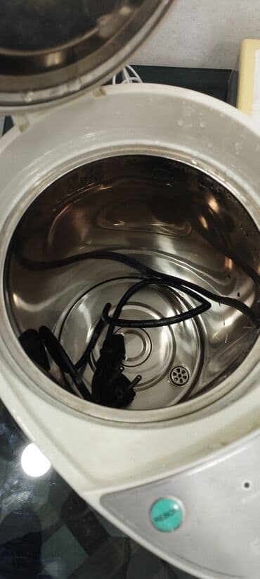 Термопоты: Termopot işləkdir balaca qapağın qırağı sınıb tam işlək pasi yox at lalafo.az — 3 Термопоты: Termopot işləkdir balaca qapağın qırağı sınıb tam işlək pasi yox — 3