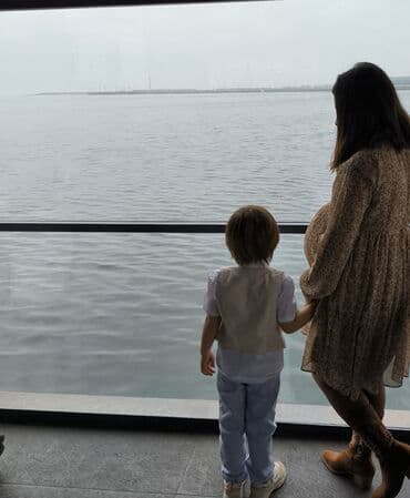 1-2 dəfə geyinilib. Öndə süd vermək ucun zamoklar var lalafo.az -da 1-2 dəfə geyinilib. Öndə süd vermək ucun zamoklar var