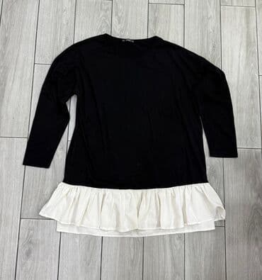 Qadın tunik/bluz - Rəng: qaradər (üst hissə) + ağ (ətək frill detallı) lalafo.az -da Qadın tunik/bluz - Rəng: qaradər (üst hissə) + ağ (ətək frill detallı)