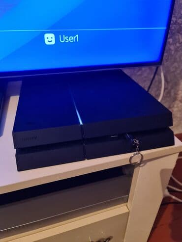 Sony PlayStation 4 500gb 9.00 proshfka. Konsol bir eded pult ile lalafo.az -da Sony PlayStation 4 500gb 9.00 proshfka. Konsol bir eded pult ile
