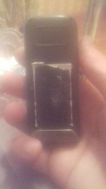 Klassik düyməli mobil telefon - Kompakt korpus, asan daşınır - Ön lalafo.az -da Klassik düyməli mobil telefon - Kompakt korpus, asan daşınır - Ön