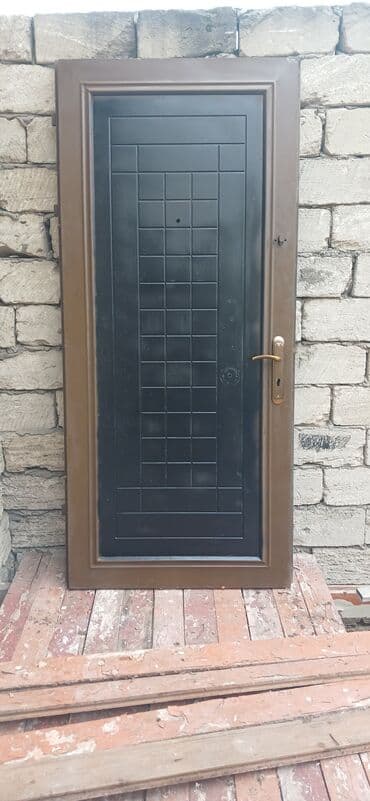 İşlənmiş Giriş qapısı Glazok ilə, Zəmanətsiz, Ödənişli quraşdırma, Ünvandan götürmə lalafo.az -da — 3 İşlənmiş Giriş qapısı Glazok ilə, Zəmanətsiz, Ödənişli quraşdırma, Ünvandan götürmə — 3