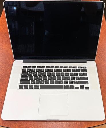 Çox səliqəli və olduqca az istifadə olunmuş MacBook Pro (15-inch, Mid at lalafo.az Çox səliqəli və olduqca az istifadə olunmuş MacBook Pro (15-inch, Mid