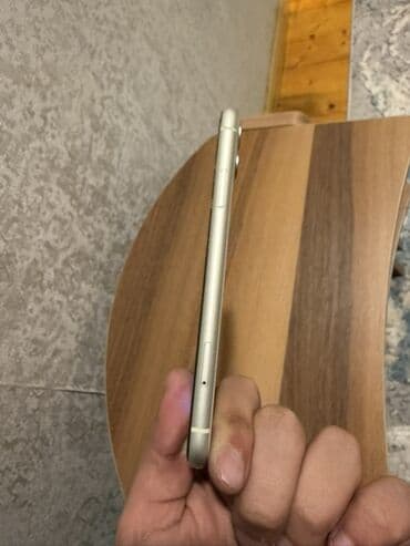 IPhone 11, 128 GB, Ağ lalafo.az -da IPhone 11, 128 GB, Ağ