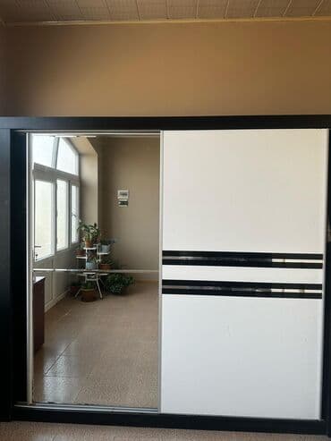 İşlənmiş, Kupe, 2 qapılı Düz dolab, Dəhliz dolabı, Azərbaycan lalafo.az -da İşlənmiş, Kupe, 2 qapılı Düz dolab, Dəhliz dolabı, Azərbaycan