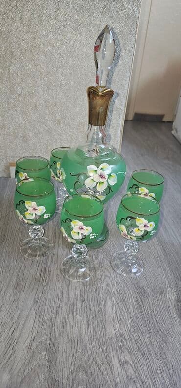 Rəng - Yaşıl, Şüşə lalafo.az -da Rəng - Yaşıl, Şüşə