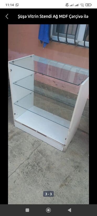 Şüşə vitrin stendi – ağ MDF çərçivə ilə - Material: ağ rəngli MDF yan lalafo.az -da Şüşə vitrin stendi – ağ MDF çərçivə ilə - Material: ağ rəngli MDF yan