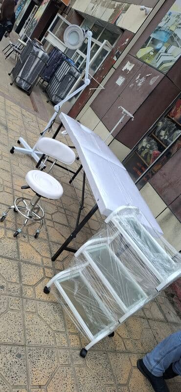 Полки, этажерки: Новый, Косметологическая кушетка, цвет - Черный at lalafo.az — 12 Полки, этажерки: Новый, Косметологическая кушетка, цвет - Черный — 12