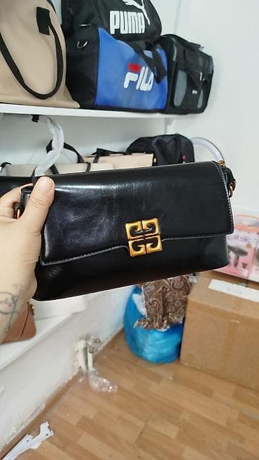 Çiyin çantası, Givenchy, Yeni lalafo.az -da Çiyin çantası, Givenchy, Yeni
